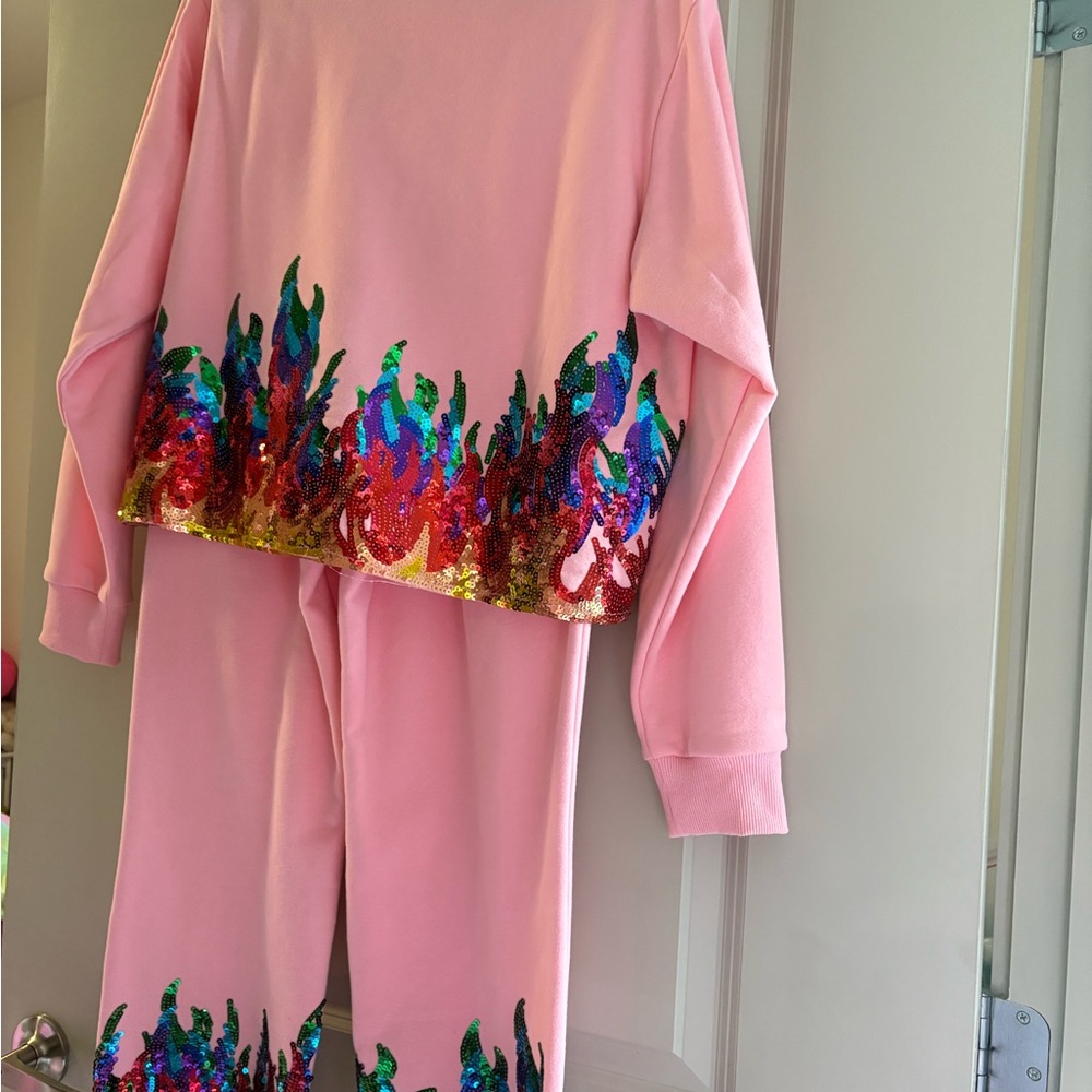 QUEEN OF SPARKLES Pink Sweater with Multicolor Sequin Flames